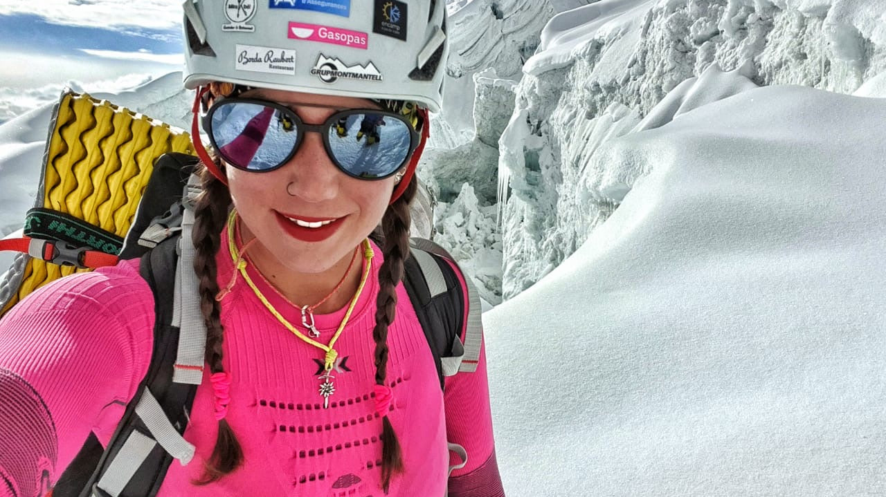 Stefi Torres is Mountaineering Athlete of X-Bionic who specializes in alpine skiing and ski racing at international level.