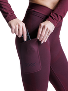#color_oxide-red-x-black